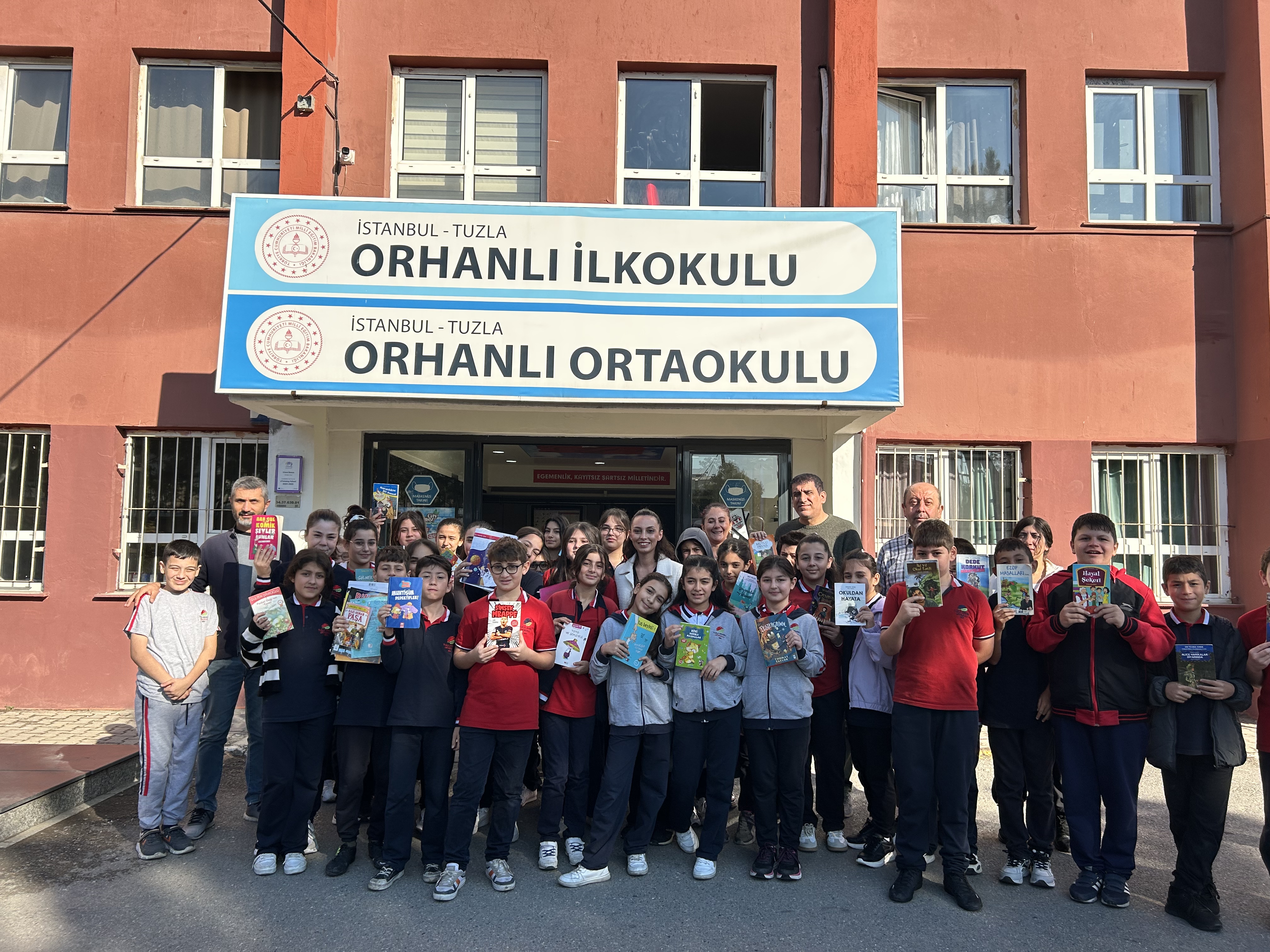 SiegwTürkiye launches children’s book and toy donation campaign