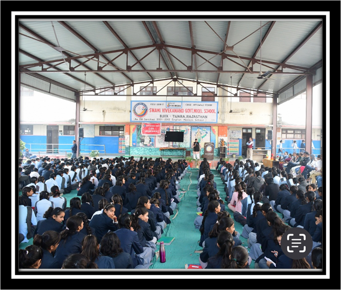 Das CSR-Team von Siegwerk Indien veranstaltet einen Karriereberatungs-Workshop für Schüler aus der Region